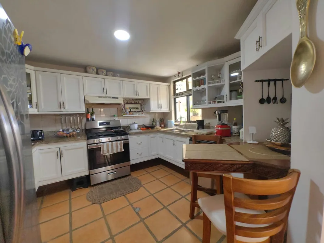 Esta espaciosa y elegante casa independiente, ubicada en San Rafael de Escazú, en el deseado sector de Guachipelín, ofrece un estilo de vida de confort y exclusividad. Con una ..., photo 14