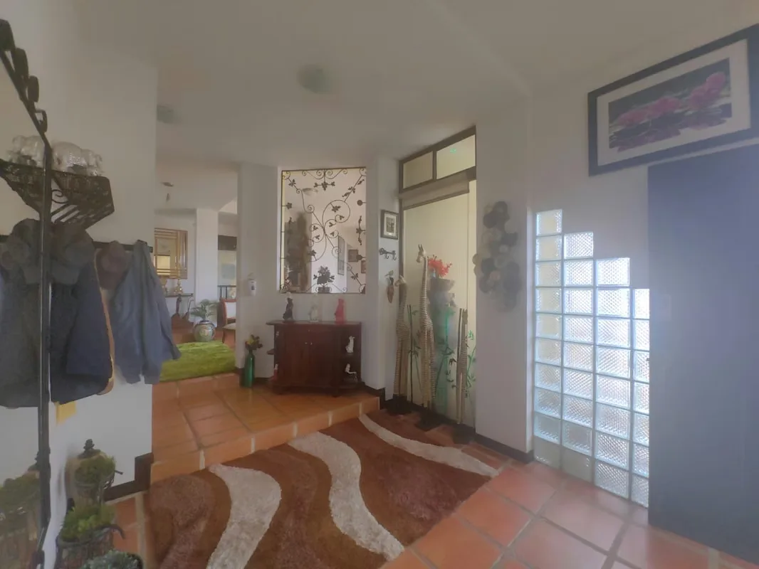 Esta espaciosa y elegante casa independiente, ubicada en San Rafael de Escazú, en el deseado sector de Guachipelín, ofrece un estilo de vida de confort y exclusividad. Con una ..., photo 15