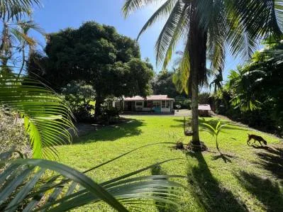 Hermosa casa en venta en Comadre / Cahuita