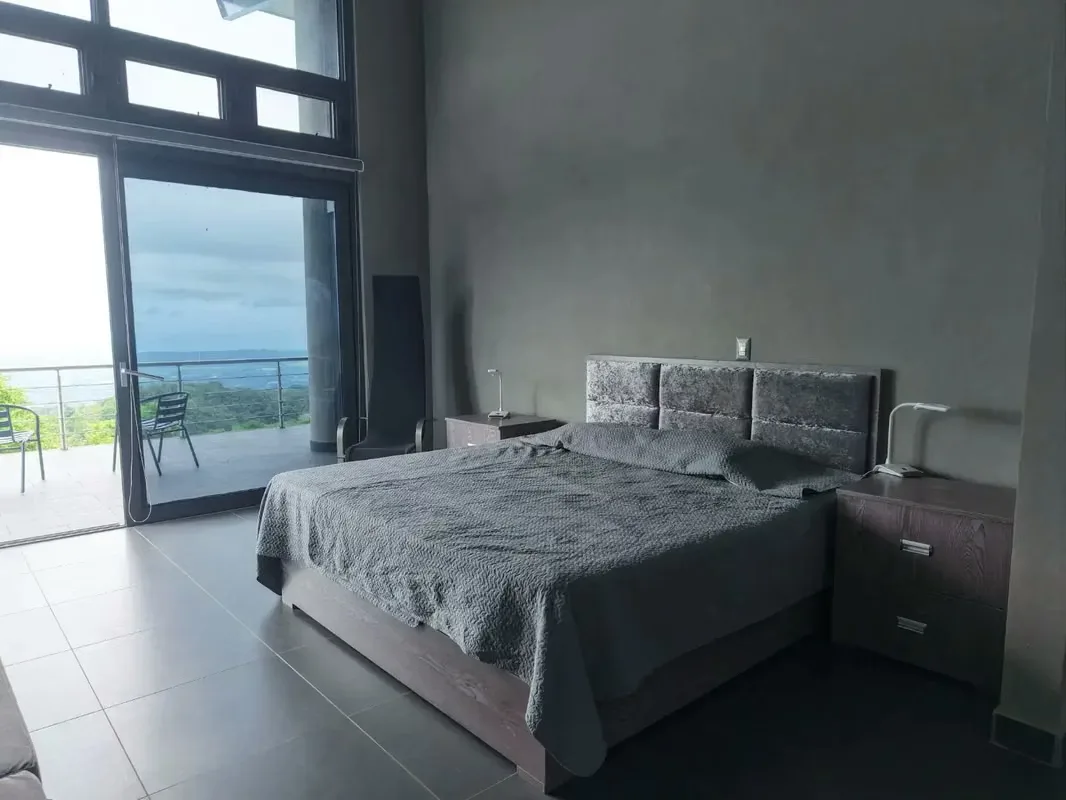 Located 500 meters above sea level in the exclusive Hermosa Hills of Jacó, this stunning 5-bedroom property offers unparalleled luxury and breathtaking mountain views. Built in 2021, ..., photo 15
