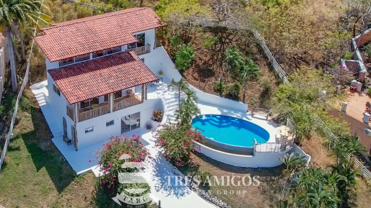 LA FINCA BLANCA