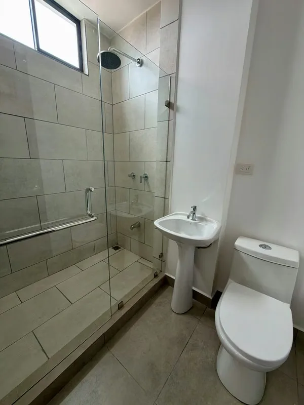 Alquiler de apartamento cerca del Maxipali de San Antonio de Escazú., photo 3