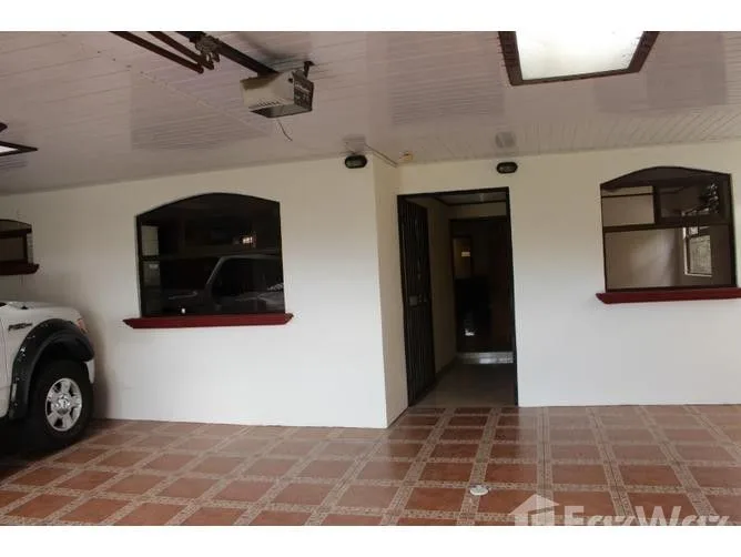3 Bedroom House for Sale in Goicoechea, San Jose for $152,000, photo 4