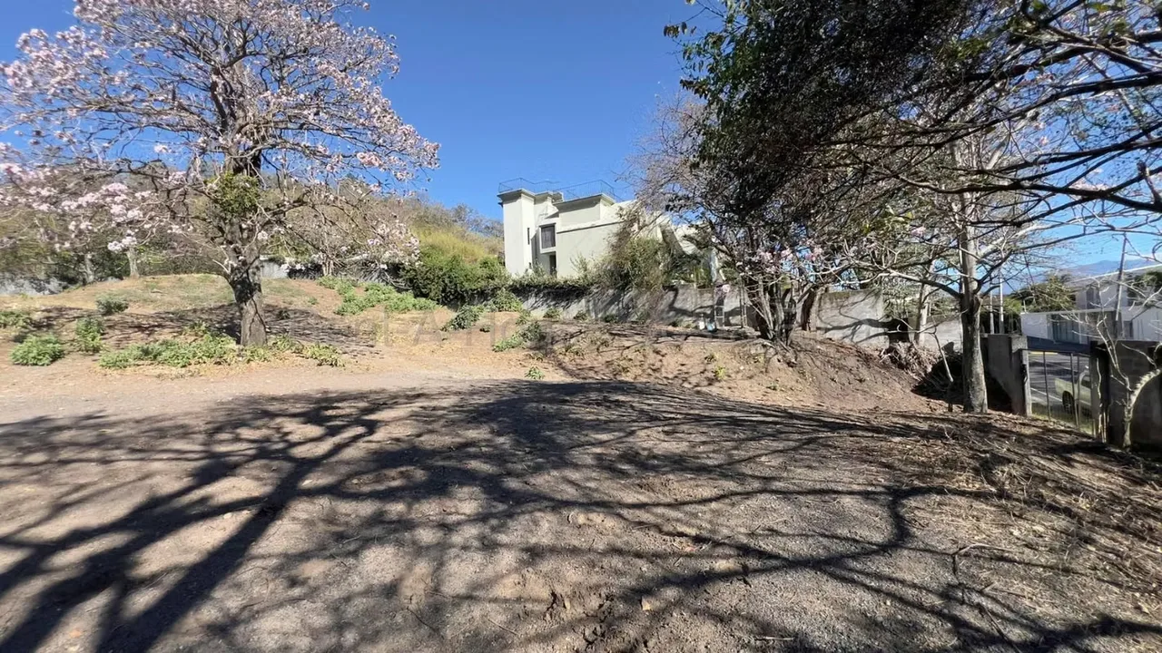 ¡Construya su próxima residencia o desarrolle un proyecto inmobiliario en una ubicación privilegiada!