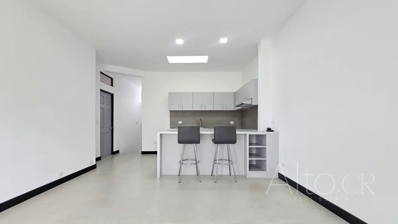 Apartment on 2nd level is within a residential in Pozos de Santa Ana with avocado and 24 / 7 is in a set of 3 apartments, it is in perfect condition of maintenance with spacious ..., photo 4
