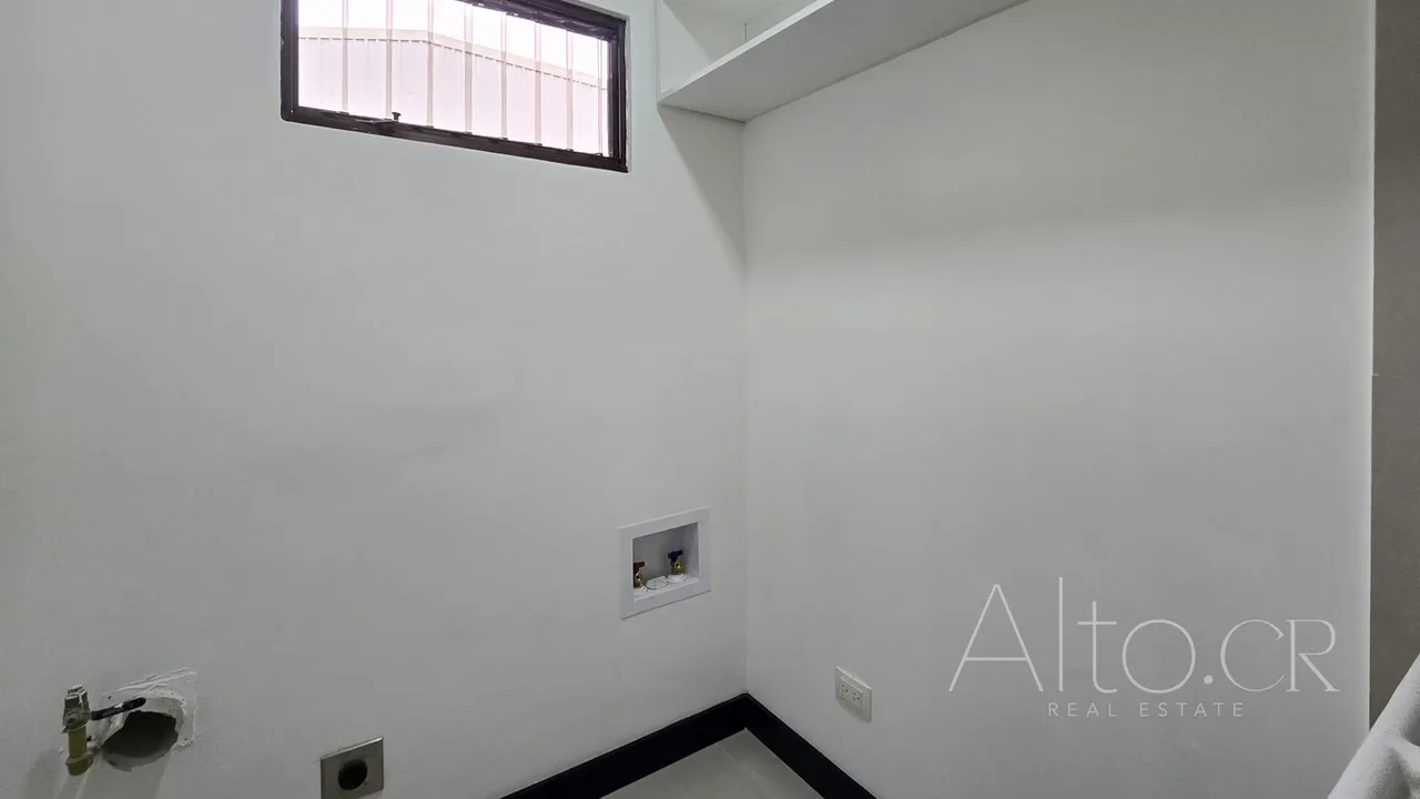 Apartment on 2nd level is within a residential in Pozos de Santa Ana with avocado and 24 / 7 is in a set of 3 apartments, it is in perfect condition of maintenance with spacious ..., photo 6