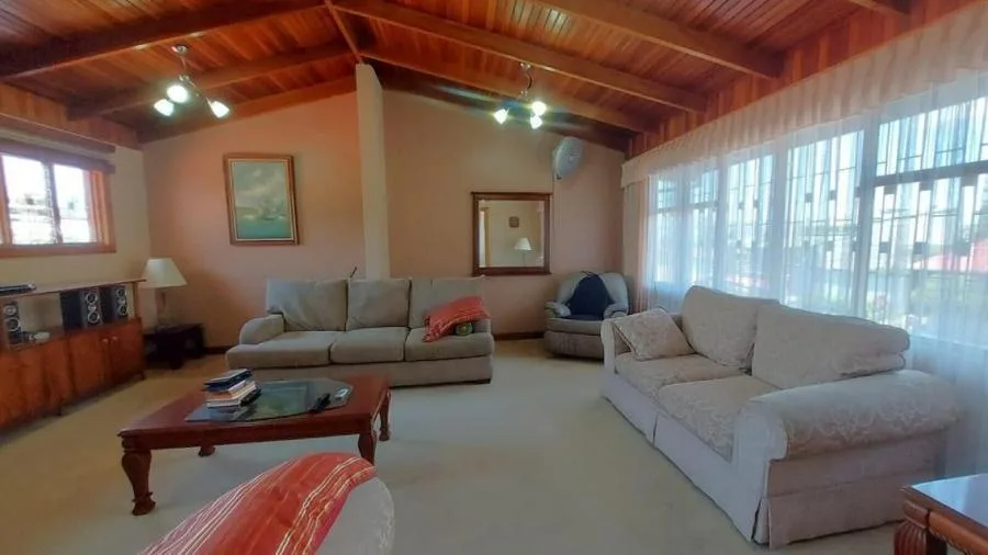 Venta de Casa en Sabanilla-Montes de Oca. RAH 26-115 - Venta en Montes de Oca, photo 9