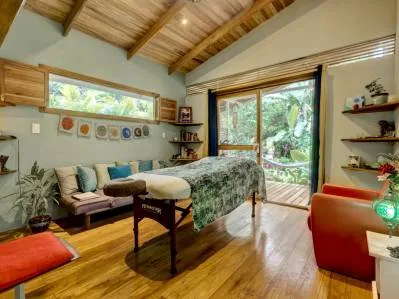 Hermosa Propiedad en Cocles, Costa Rica – Ideal para Jubilación y Generación de Ingresos, photo 9