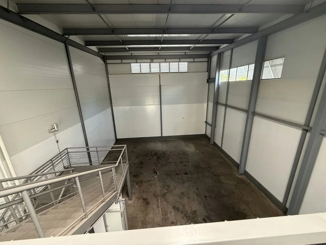 Winery available for industrial and commercial use in Ciudad Colón, photo 4