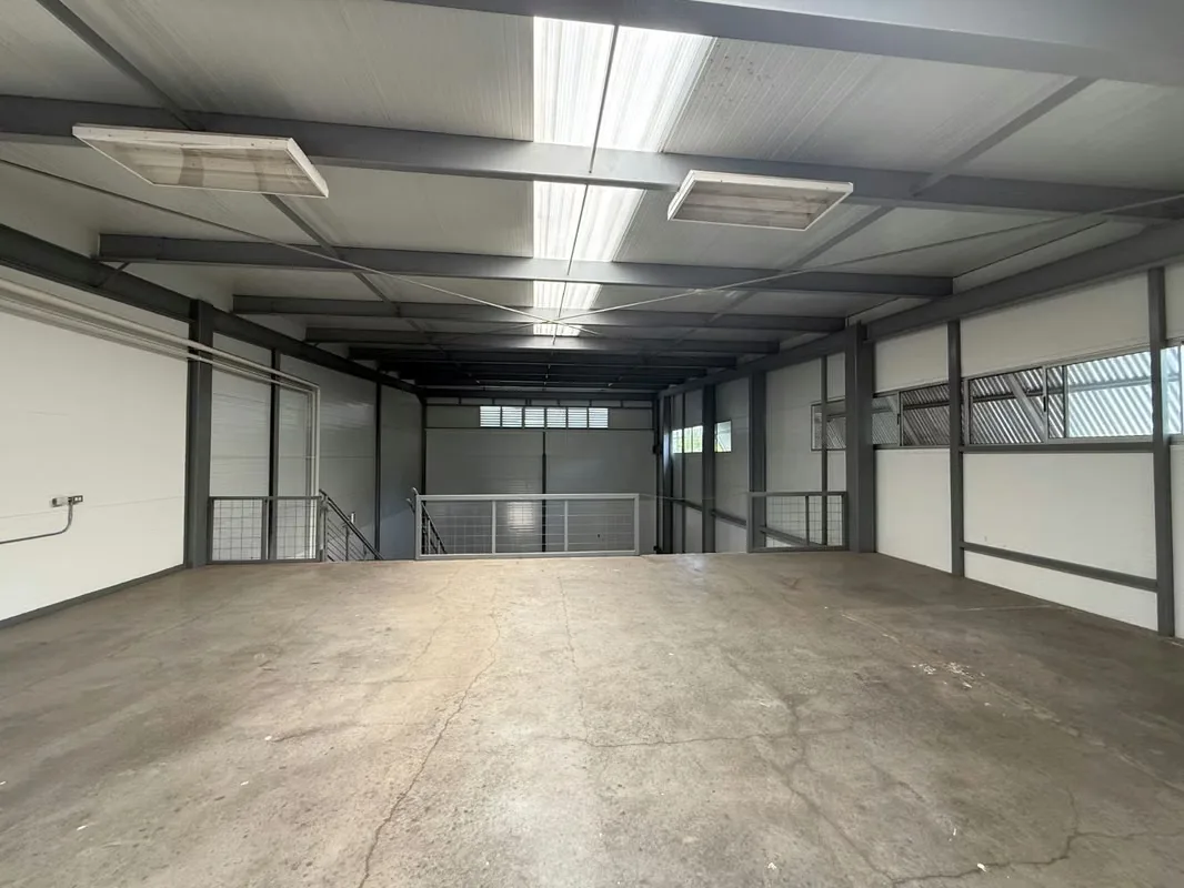 Winery available for industrial and commercial use in Ciudad Colón, photo 5