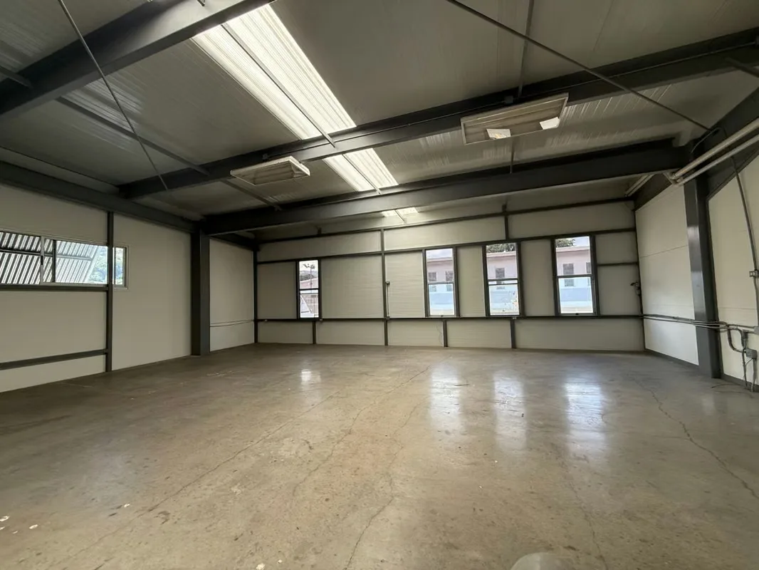 Winery available for industrial and commercial use in Ciudad Colón, photo 6