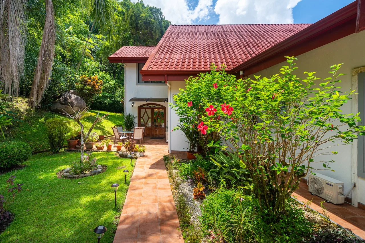 MOUNTAIN  PROPERTY WITH FOUR BEDROOMS, IN OJOCHAL – 1.83 ACRES, photo 11