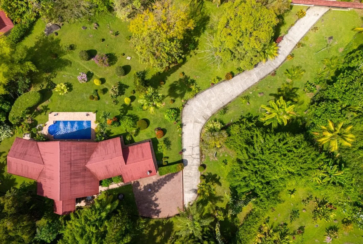 MOUNTAIN  PROPERTY WITH FOUR BEDROOMS, IN OJOCHAL – 1.83 ACRES, photo 4