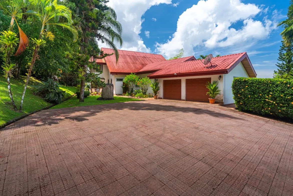 MOUNTAIN  PROPERTY WITH FOUR BEDROOMS, IN OJOCHAL – 1.83 ACRES, photo 10