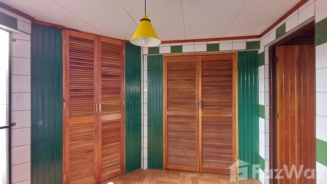 3 Bedroom House for Sale at Curridabat for $1,800, photo 3