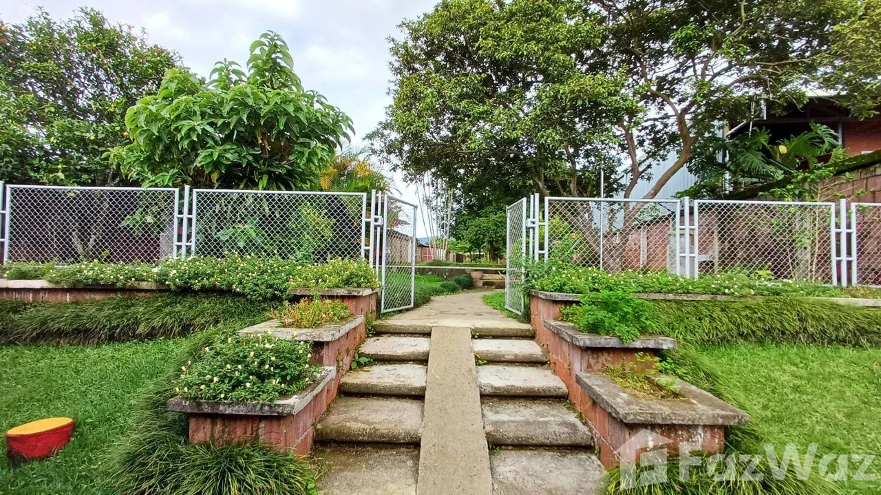 3 Bedroom House for Sale at Curridabat for $1,800, photo 4