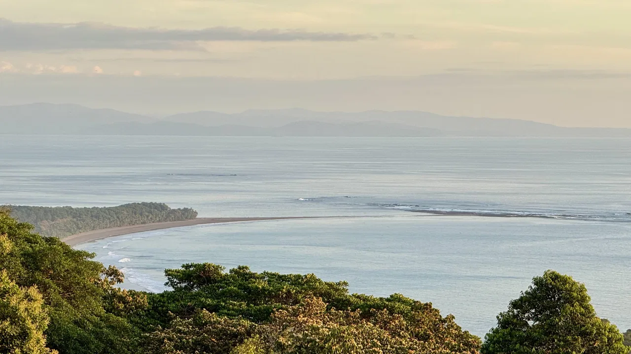 MOUNTAIN BUILDING PROPERTY WITH OCEAN VIEWS, IN PLAYA HERMOSA – 1.2 ACRES, photo 9