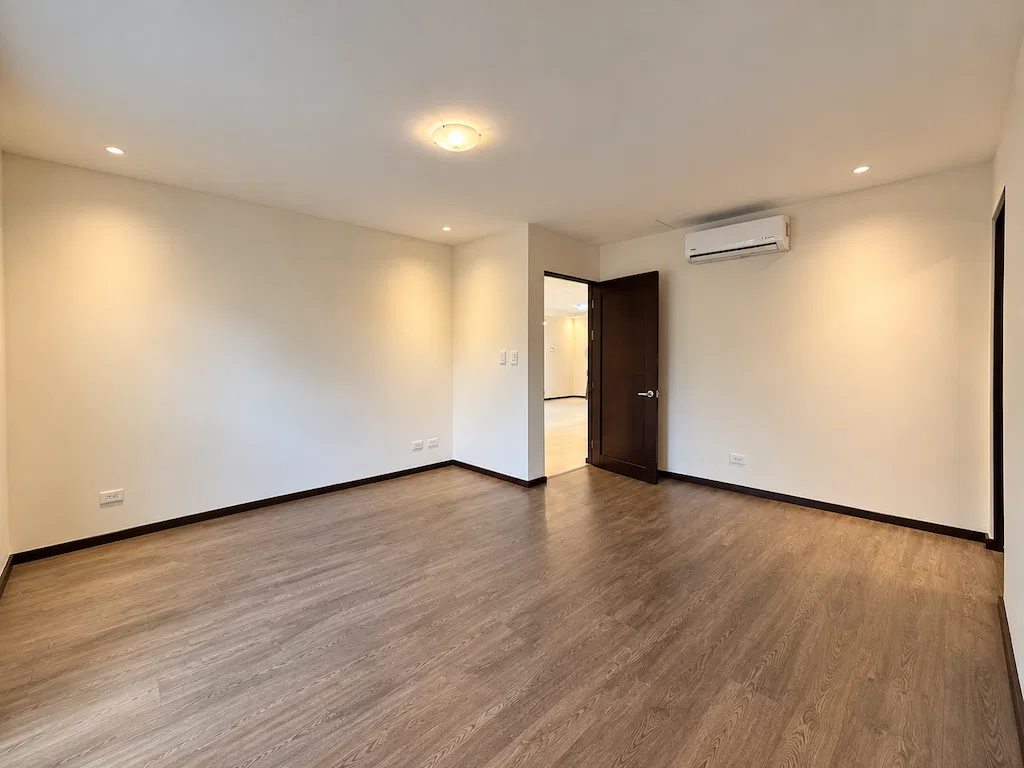 Apartamento de 2 Habitaciones en Santa Ana, photo 3