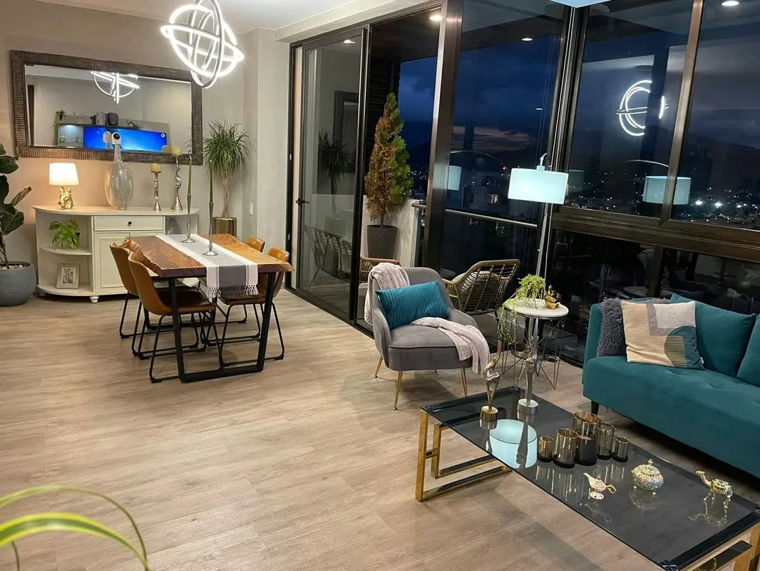 Mountain and sunset view| Centric location| 11th floor Nest Curridabat