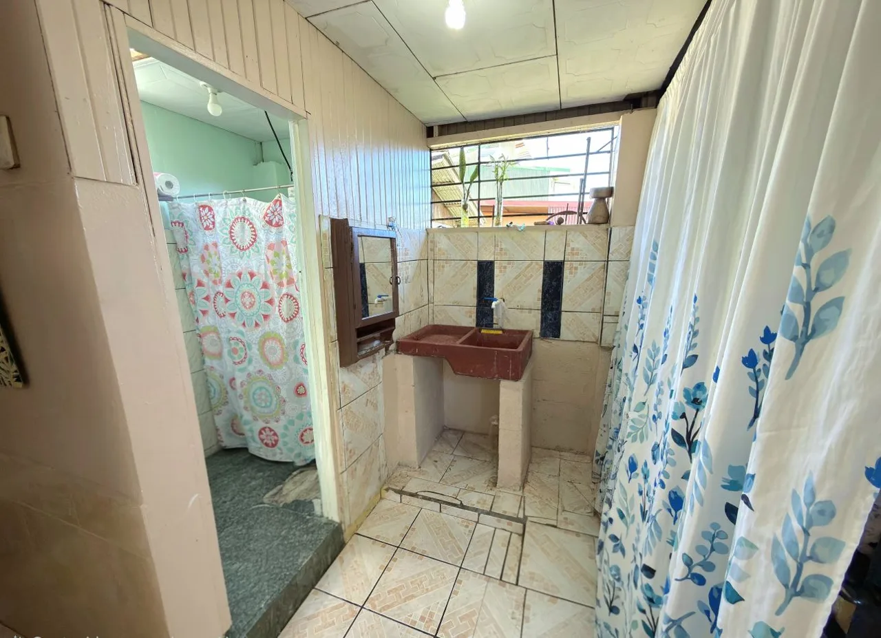 Great Deal! House for Sale Near the City in Perez Zeledon, photo 13