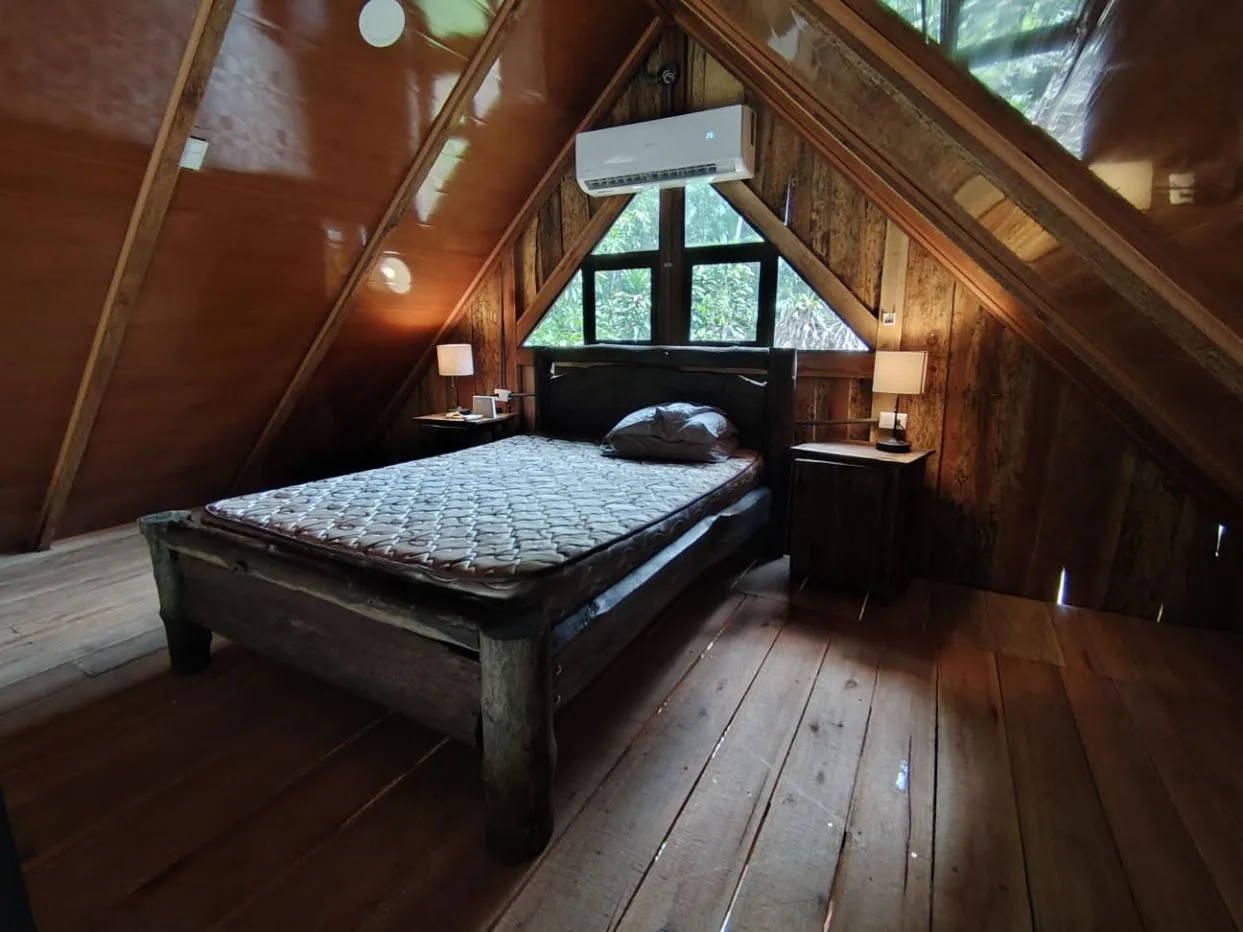 Soulful Retreat - Peaceful Cabin for sale with Creek, Garden &amp; Complete Privacy, photo 8