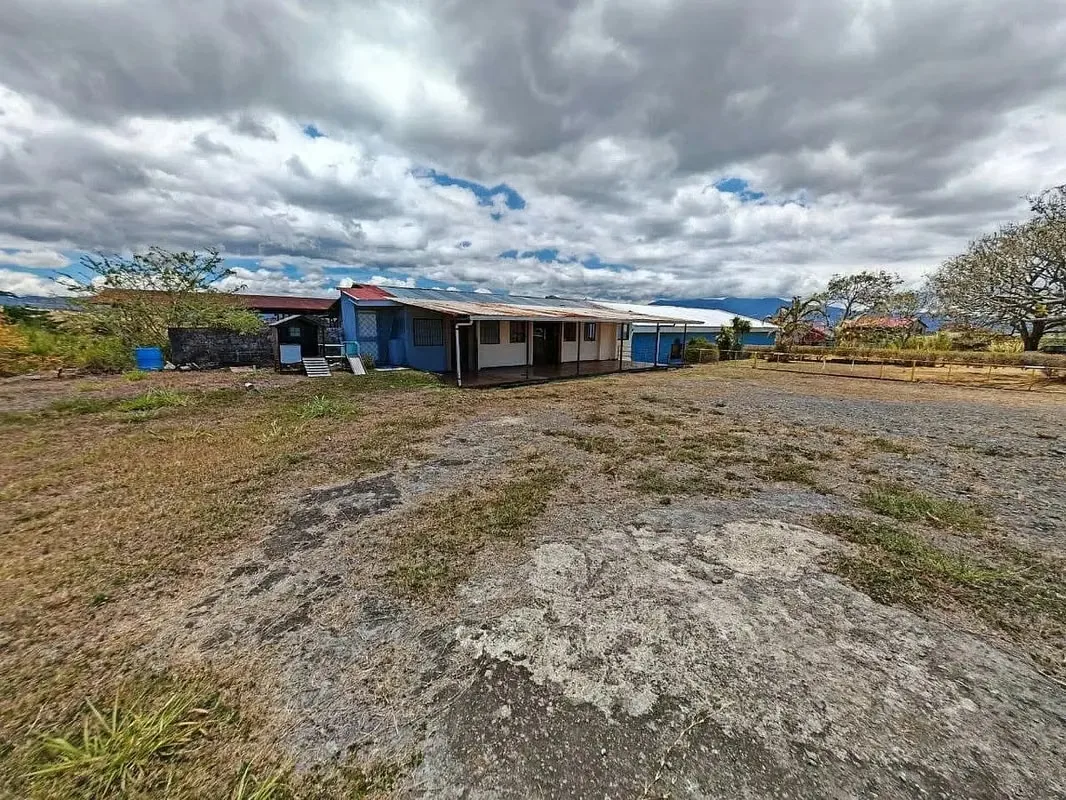 Opportunities to acquire flat, mixed-use development land in strategic locations are becoming ..., photo 6