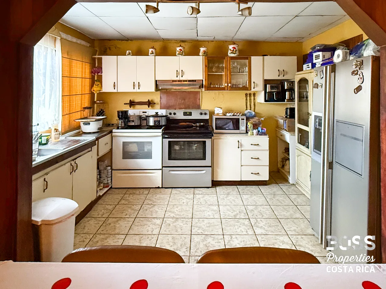 Propiedad Esquinera con Casa de 3 Habitaciones en Venta - San Vicente de Moravia