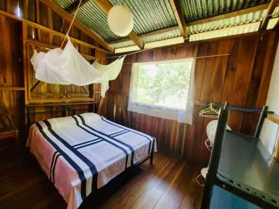 Casa Pipa: Tu Auténtico Escondite en Cahuita con Piscina 🥥, photo 10