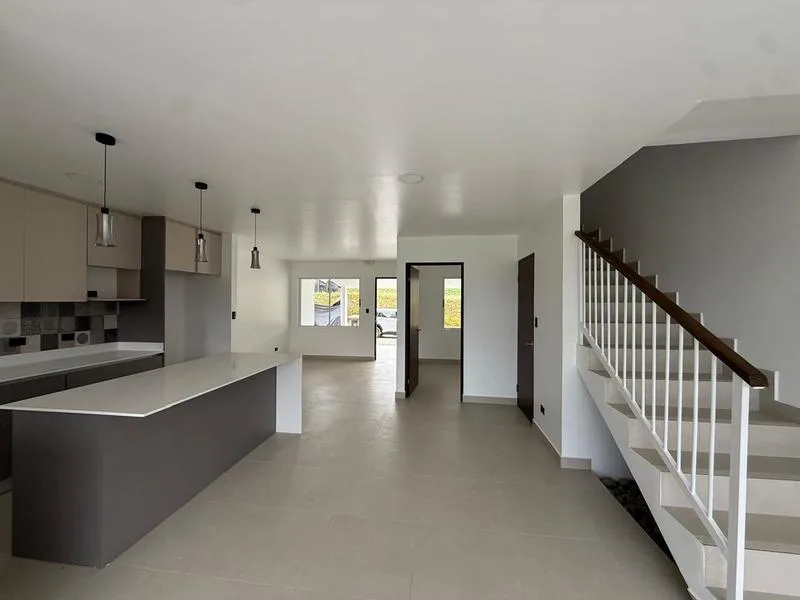 4 Bed Condo For Sale in Tres Ríos, photo 4