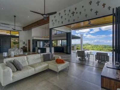 Casa Moderna de 3 Dormitorios en Ojochal, photo 9