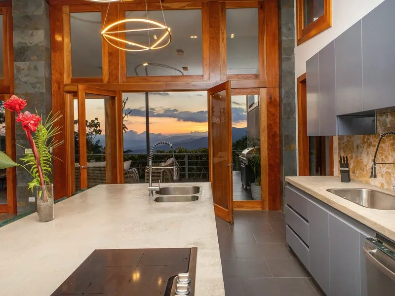 6 Bed Single Family Homes For Sale in Perez Zeledon, photo 14
