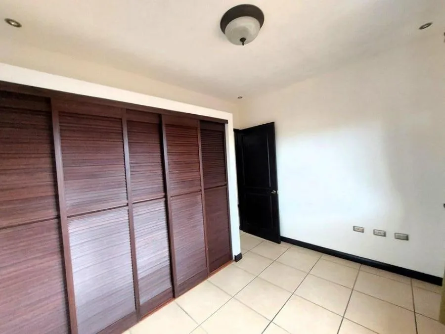 Venta de Casa en Montes de Oca, San José. RAH 25-1242 - Venta en Montes de Oca, photo 10