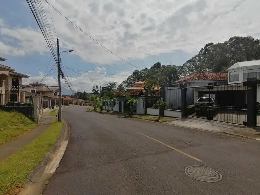 Venta de Amplio Lote en Curridabat RAH 212274 - Venta en Curridabat, photo 3
