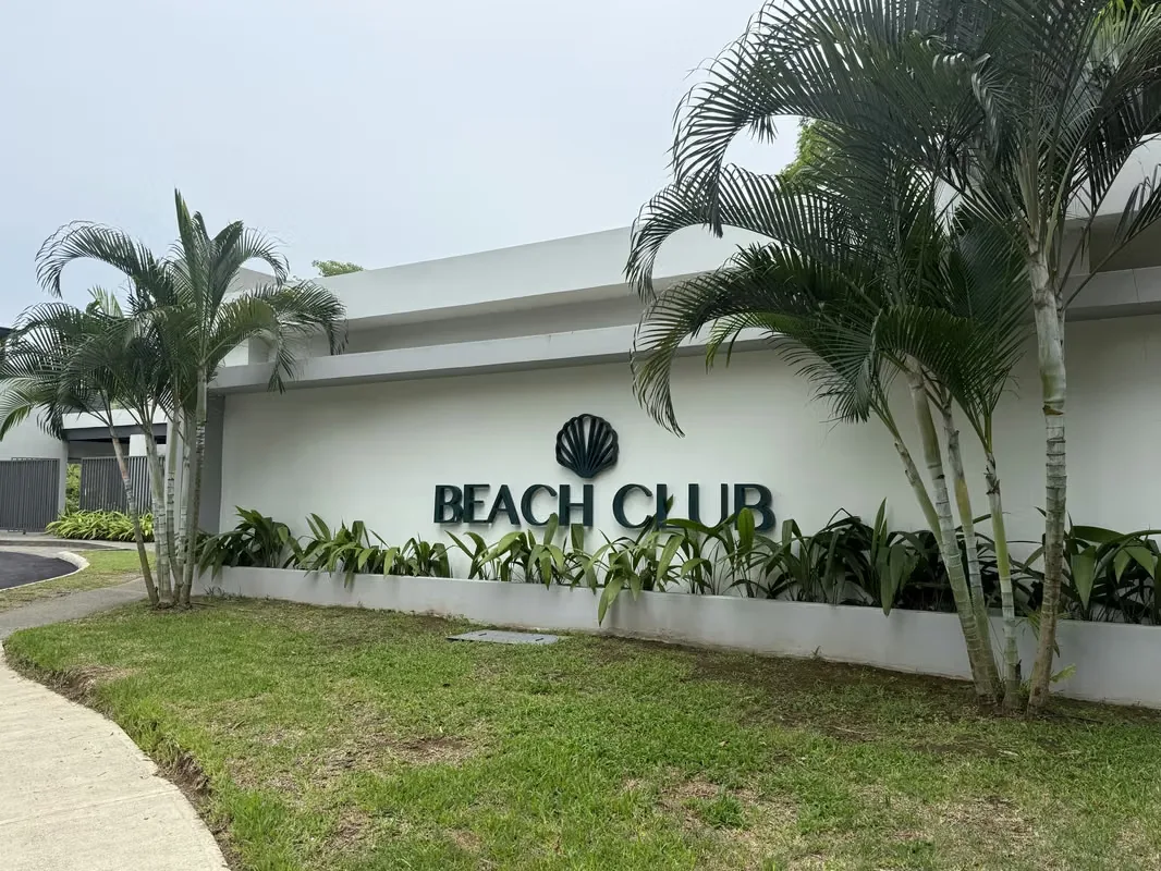 For Sale: Ocean-View Apartment in Punta Leona Condominium (MV), photo 3