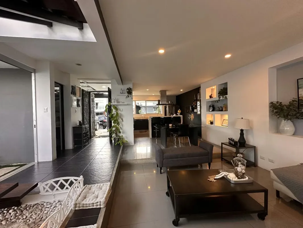 Se vende casa en condominio Sabanilla. Construcción aproximados: 205 m² Lote 230 m² Primera planta: Garaje 2 vehículos, Cocina con isla comedor, Sala, cuarto de lavado y sala de TV, ..., photo 12