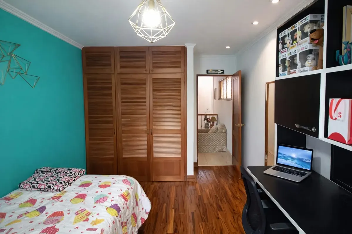 Descubra una elegante residencia ubicada en una de las zonas residenciales más consolidadas y solicitadas del cantón de Goicoechea., photo 10