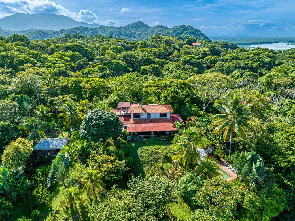 STUNNING LUXURY HOME WITH OCEAN VIEW IN OJOCHAL, photo 7