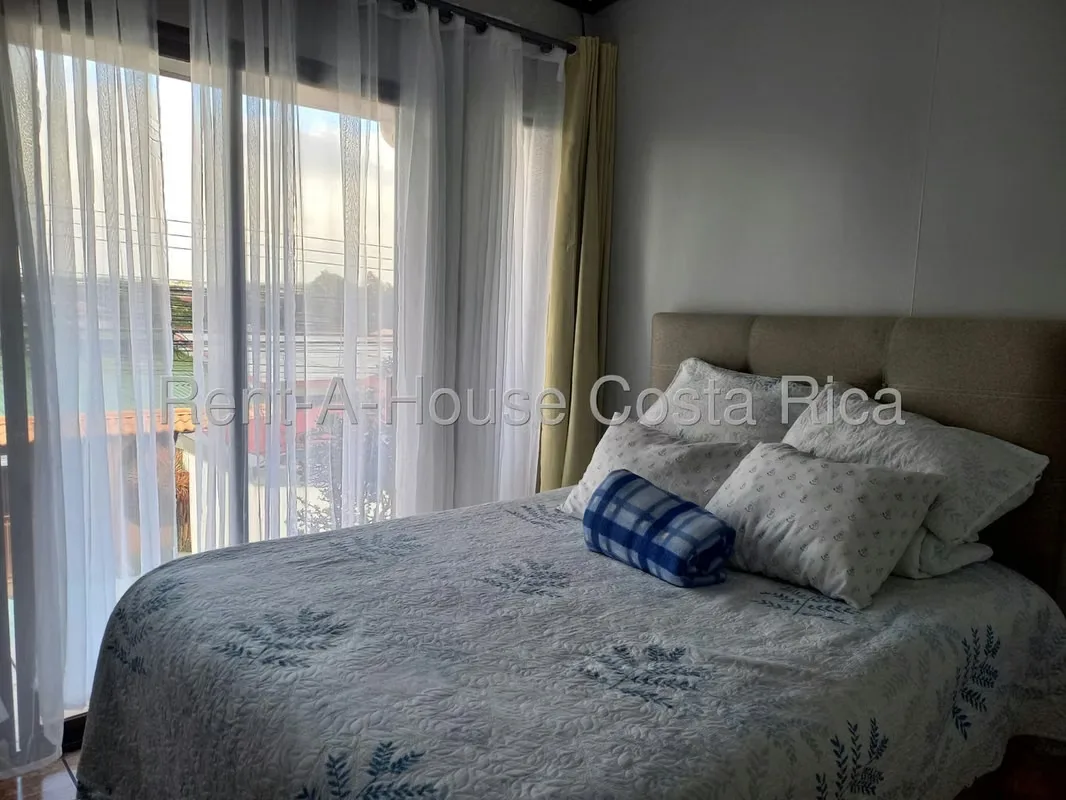 ¡Encuentra el espacio que tu familia necesita en Mata de Plátano, Guadalupe! Esta casa de dos plantas ofrece una distribución amplia y funcional, dentro de un residencial con guarda ..., photo 8