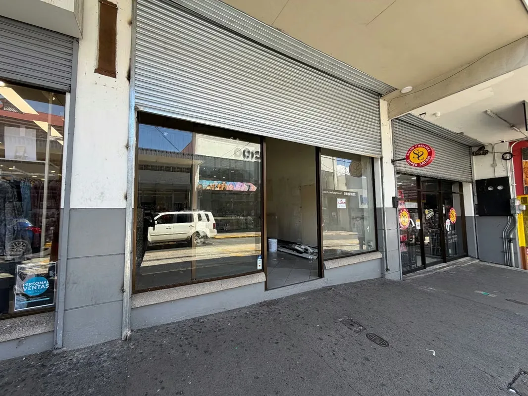 Al Lado de Tiendas Anclas como Opticas Visión / Koaf / Super Salón