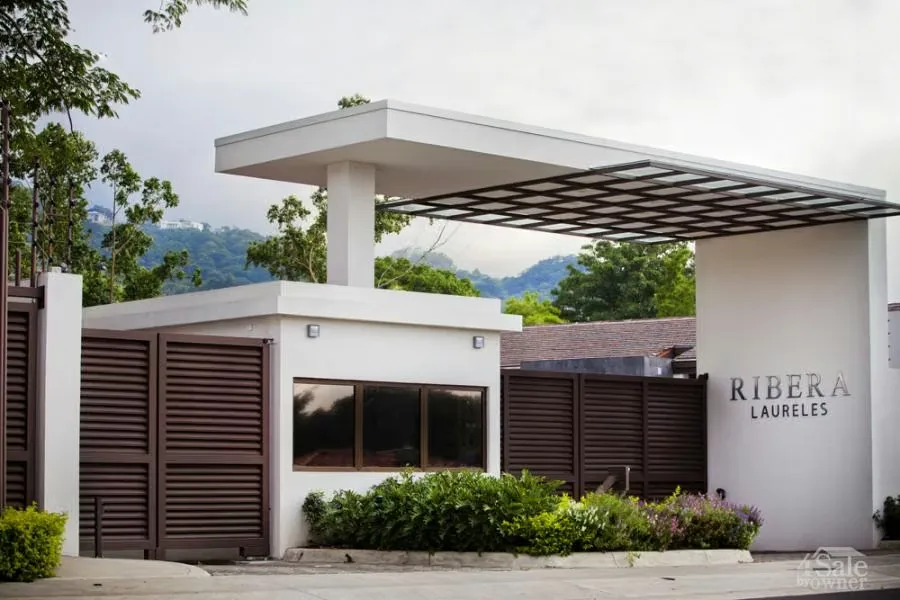Descubre este espectacular apartamento de 100 m² con 30 m² de jardín privado, ubicado en el exclusivo Condominio Ribera Laureles, en el corazón de Escazú — una de las zonas más ..., photo 2