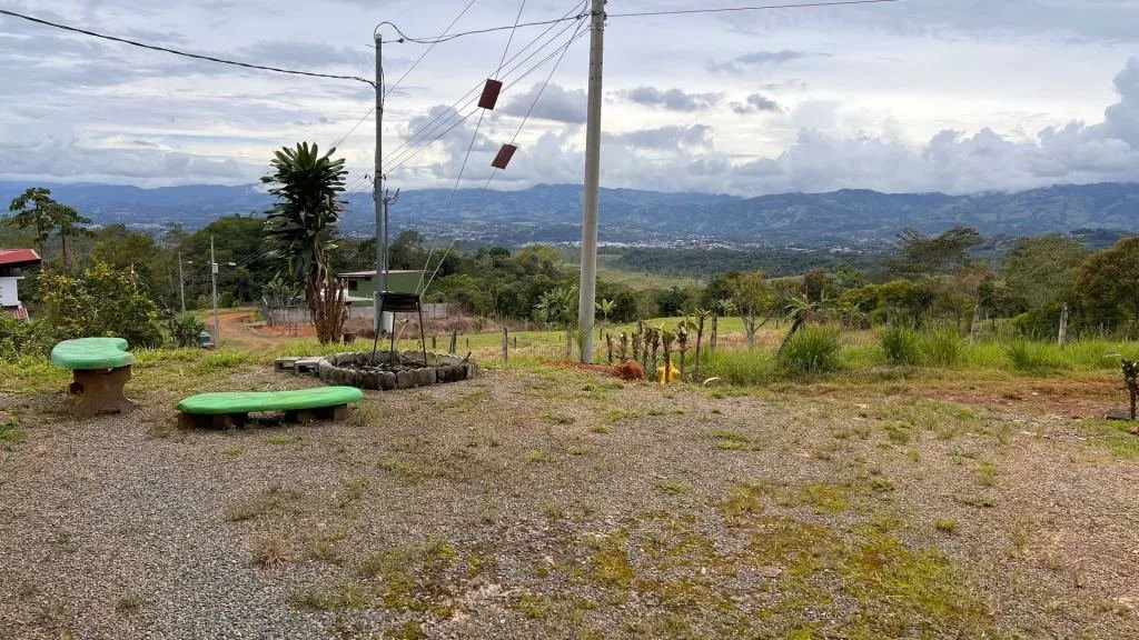 VENTA DE CABAÑA DE MONTAÑA EN MIRAVALLES, PEREZ ZELEDON: VISTA PANORAMICA Y POTENCIAL AIRBNB - Venta en Pérez Zeledón, photo 5