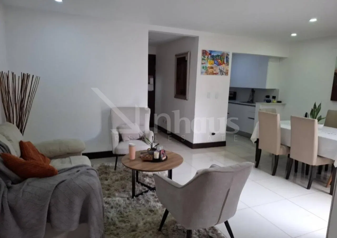 Venta de casa en condominio en Pozos de Santa Ana, photo 2
