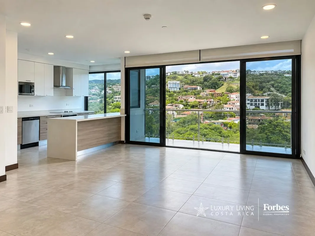 Este impresionante apartamento en un edificio moderno de 10 pisos en Guachipelín, Escazú, combina un diseño sofisticado con una ...