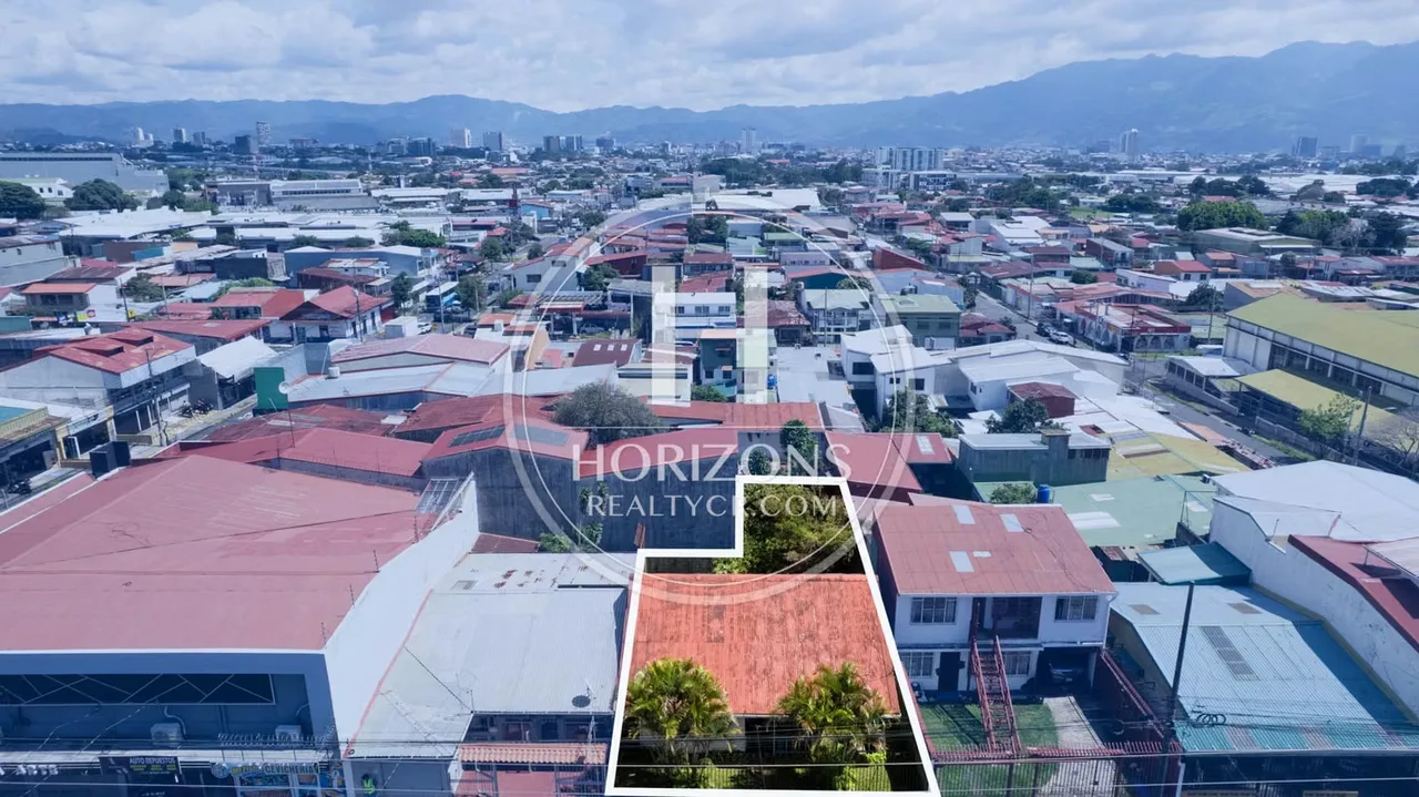 Sell Plano Lot in Tibás 340m ² with Excellent Commercial Location noj1077