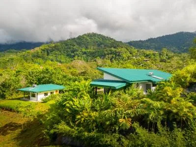 Stunning 3 bedrooms Oceanview home & a 2 bedrooms Guest House in Ojochal, photo 2