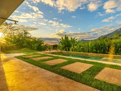 Stunning 3 bedrooms Oceanview home & a 2 bedrooms Guest House in Ojochal, photo 6