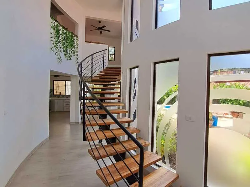 5 Bed Single Family Homes For Sale in Samara, photo 4