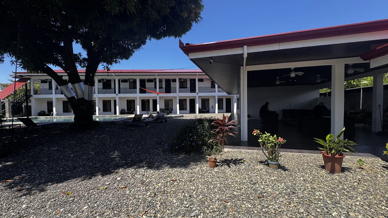 Venta de Propiedad /Hotel-Airbnb/ Marino Lodge/Bahía Ballena