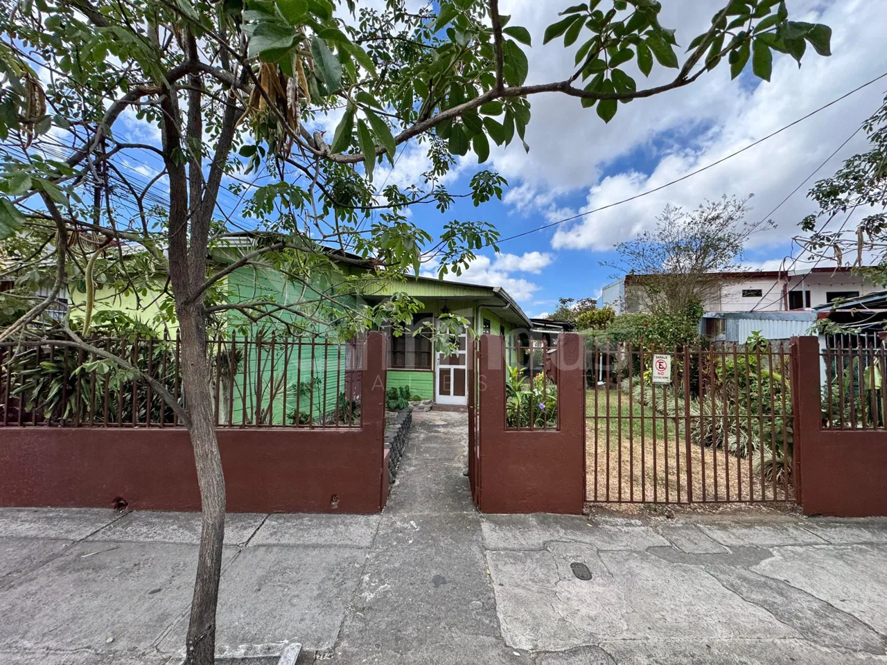Propiedad en venta - Zapote Excelente ubicación