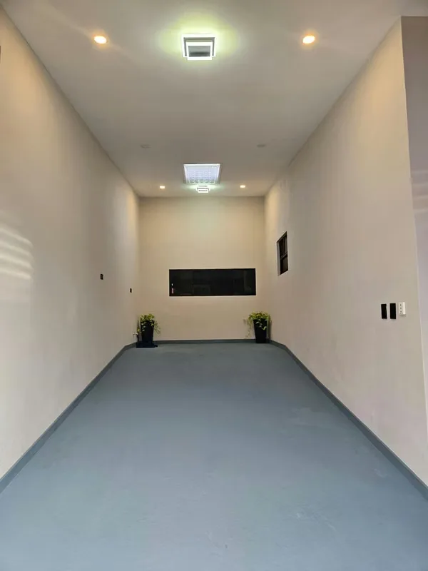 Casa de 185 m2 recién remodelada al 100 % con 3 habitaciones, 1 cuarto de estudio y 3,5 baños. Hermosa cocina amplia y moderna, con horno, microondas y cocina de inducción. Agua ..., photo 5